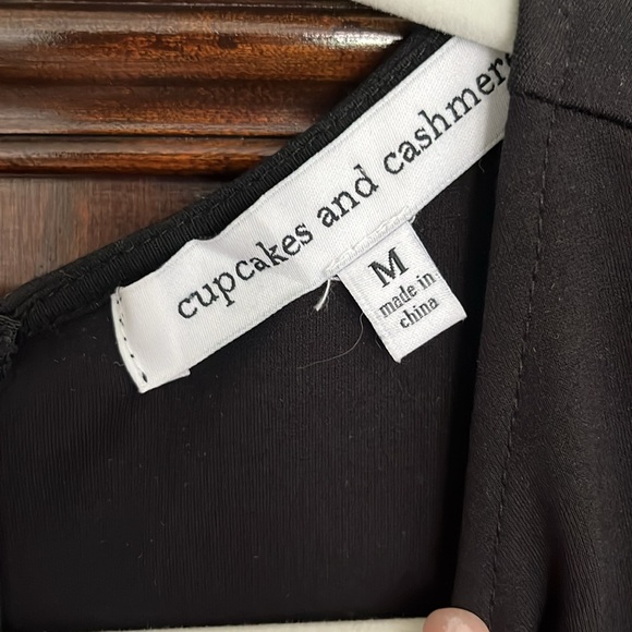 cupcakes and cashmere black fit and flare cocktail dress. Medium - Picture 3 of 4